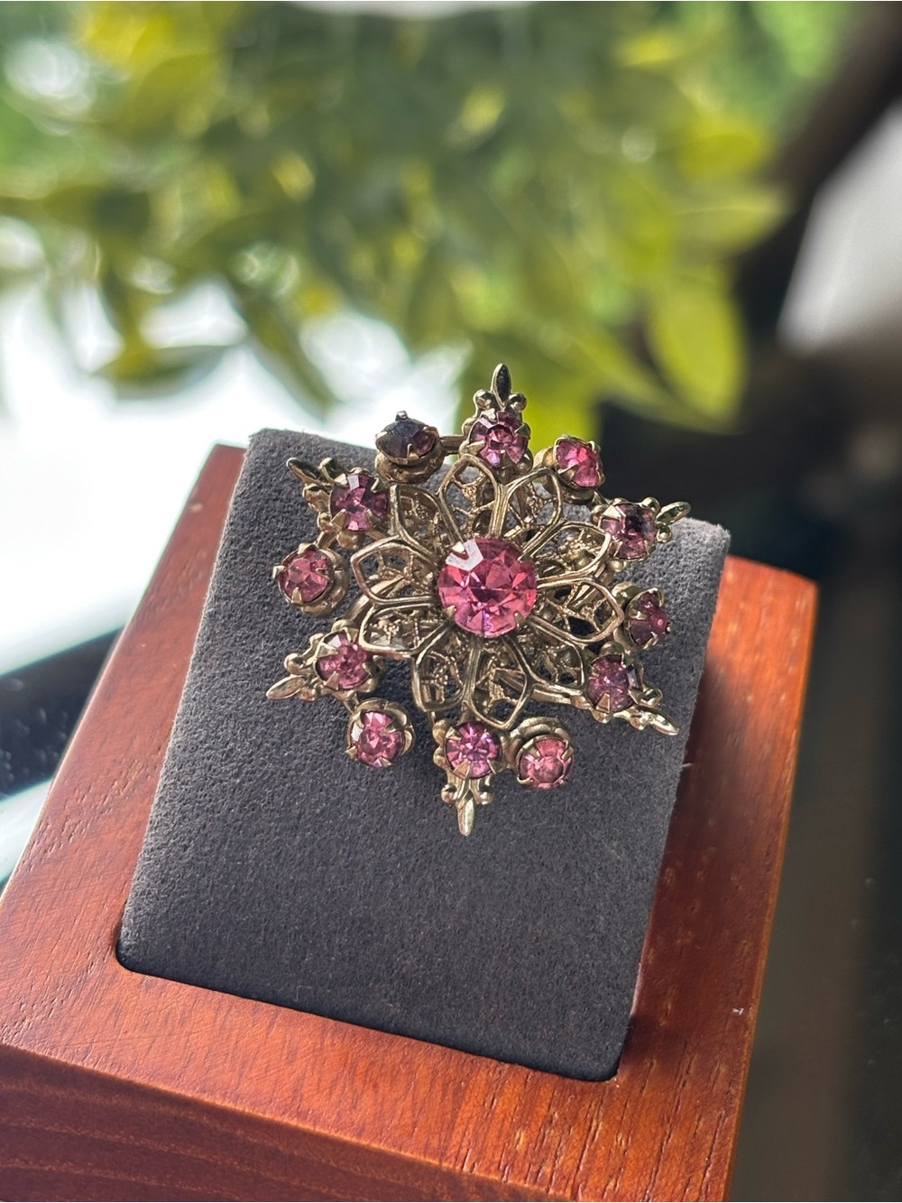 Pink Crystal Snowflake Brooch - Vintage-Inspired Statement Pin